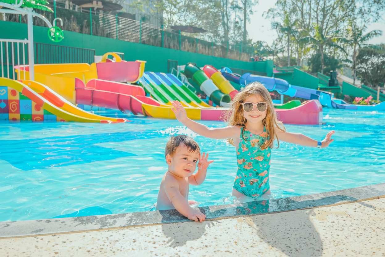 alta-40_criancas_piscina_1344x768_11zon