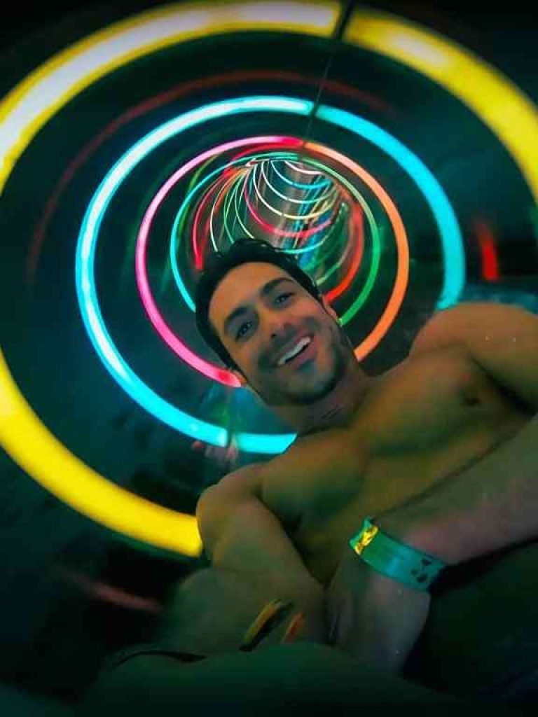 space_music_500x320_11zon_11zon